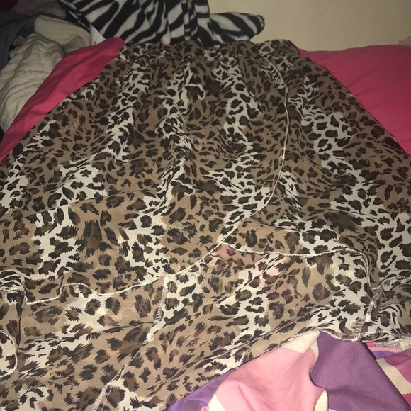 A Cheetah print high low skirt - Picture 1 of 3
